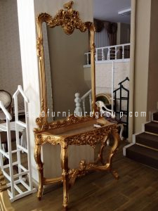 Meja Rias Klasik Gold