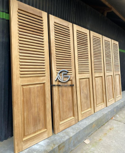 Pintu Jati Perhutani