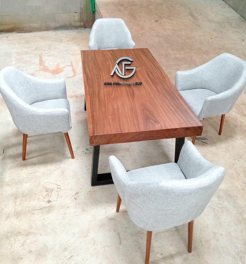 Set Meja Makan Terbaru 4 Kursi Elegan